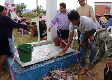 Cliza inaugura nuevo sistema de agua potable que beneficiará a más de 300 familias de cuatro comunidades rurales
